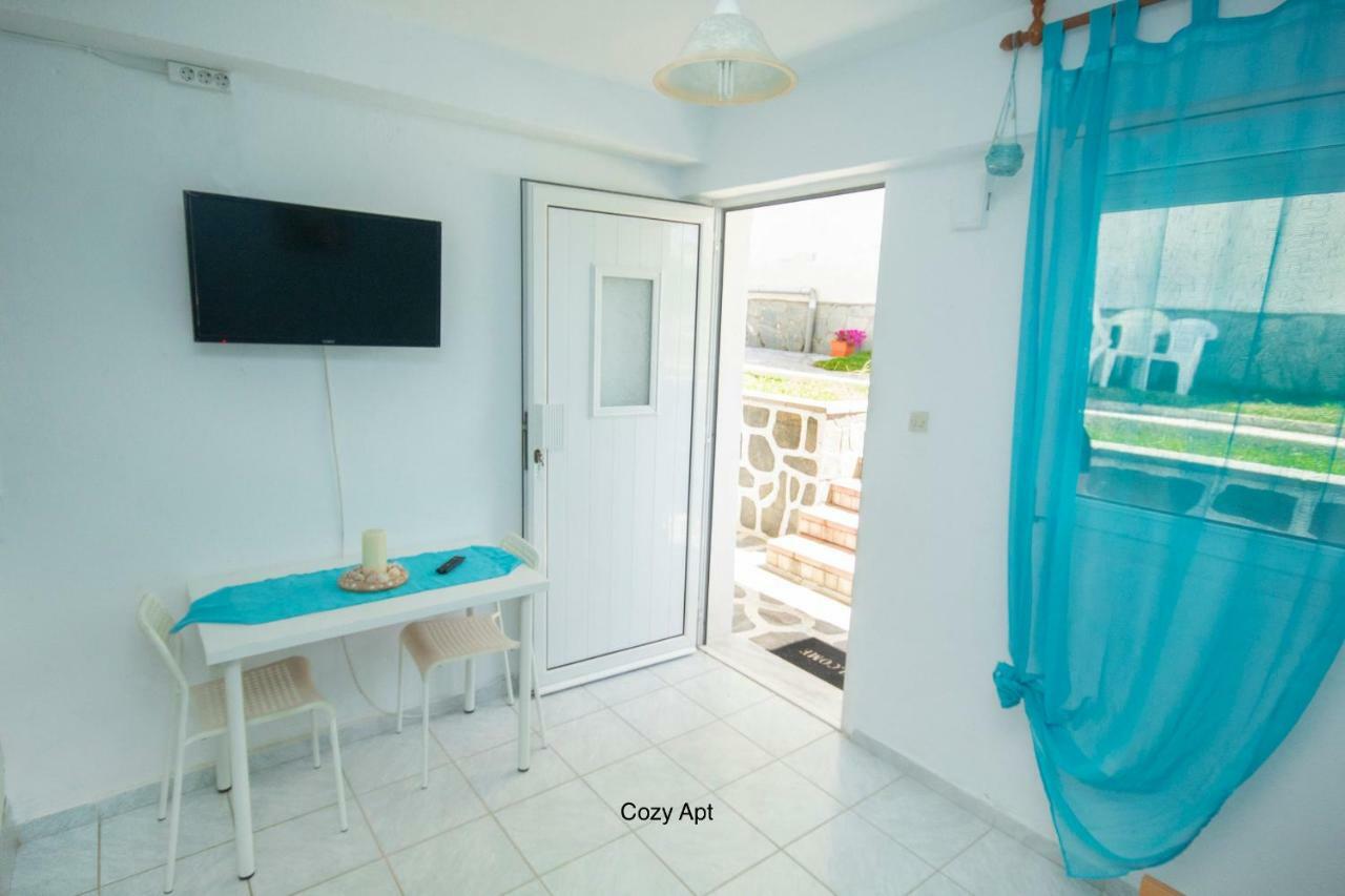 Aello Sea-Seafront Apartments Skála Foúrkas Zewnętrze zdjęcie